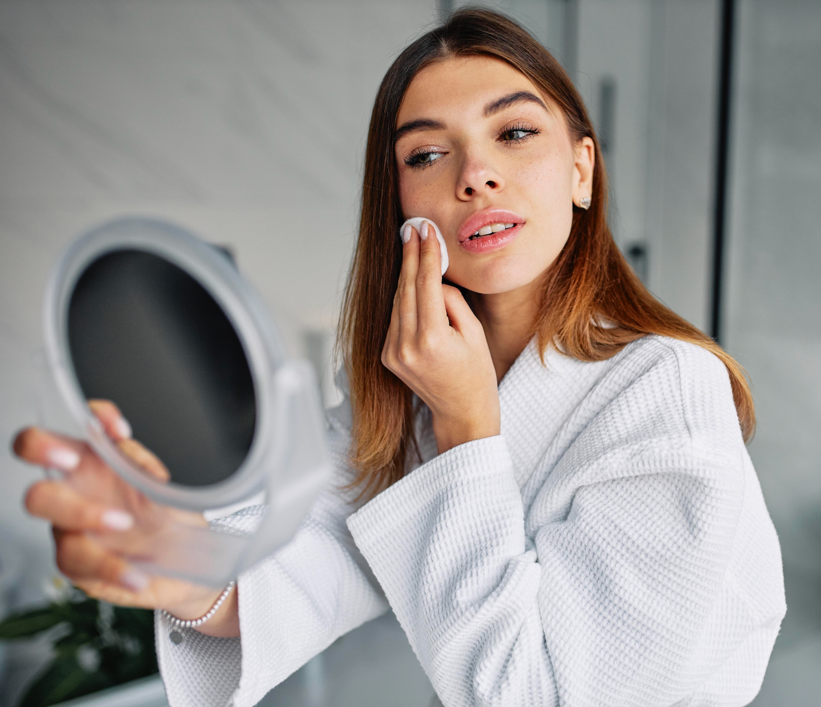 Makyaj Nasıl Temizlenir?